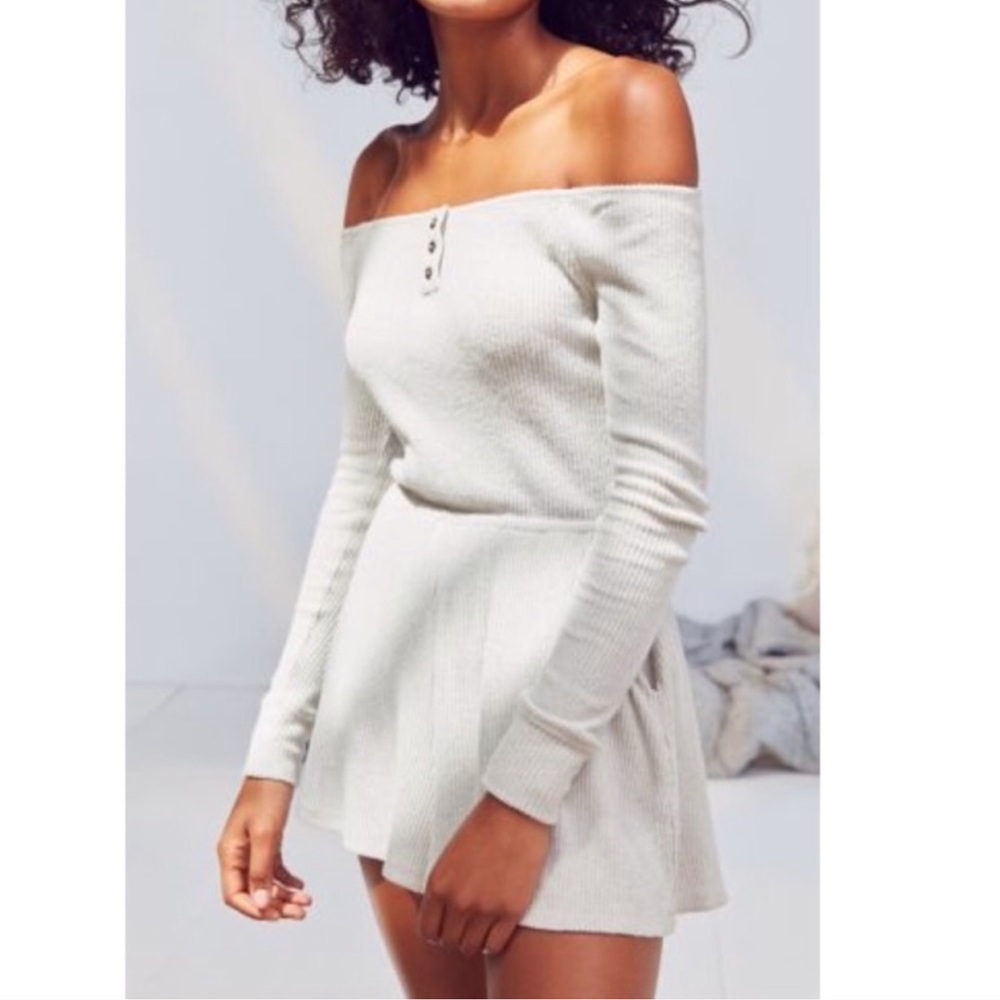 Out from Under Off the Shoulder Knit Romper Size M
